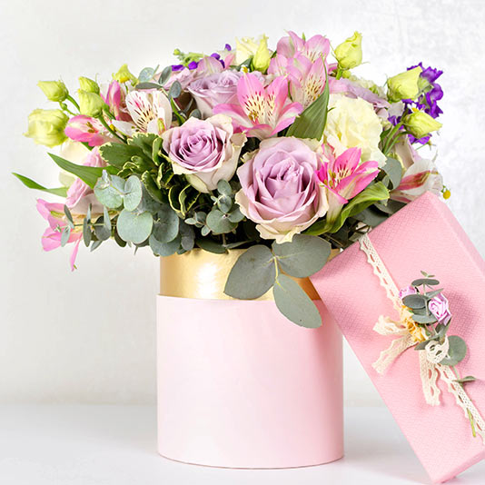 Corporate Floral Gift Delivery – Chicago Floral Designs